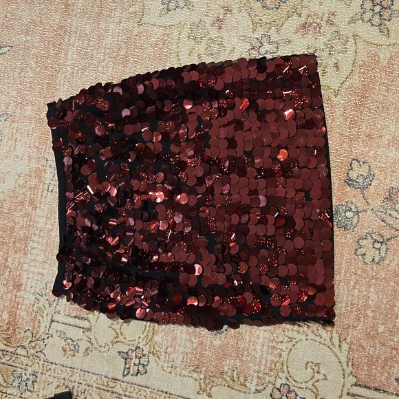 Vintage Express Black Side Zip Skirt with Red Sequins on Front Size 3/4 - Picture 6 of 10